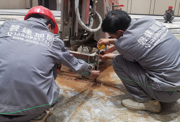 金昌烈日下的守护——磐建加固工程一直都在！