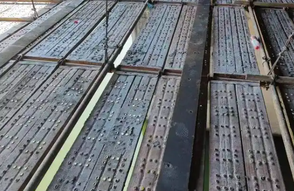 金昌碳纤维加固在木结构方面的作用有哪些？