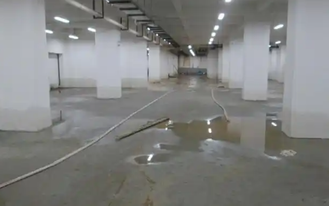 金昌地铁/地下室堵漏，高压注浆施工有明显效果！